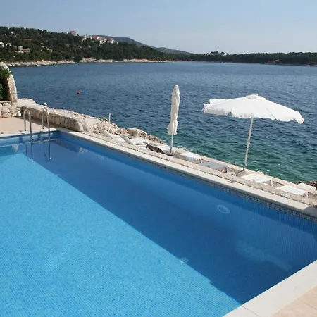Family Friendly With A Swimming Pool - 4167 公寓